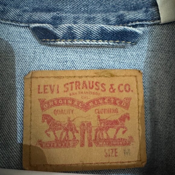 Levi's Denim Jacket - Picture 2 of 3